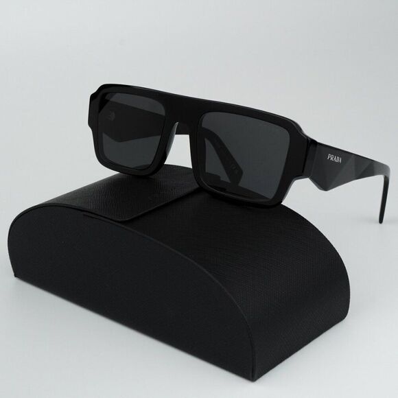 NEW Prada PRA05S 16K08Z Black Dark Grey Square Unisex Sunglasses